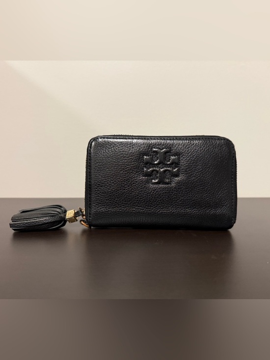 Tory Burch Handbags - Tory Burch Thea Zip Continental Wallet Black Leather Tassel